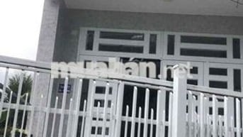 Nhà lầu 2 phòng hẻm Trần Vĩnh Kiết