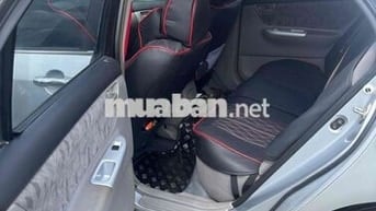 Toyota Corolla Số sàn Bạc
