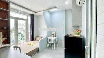 Cho Thuê Căn Hộ Ban Công Full Nội Thất Gần Cầu Nguyễn Văn Cừ