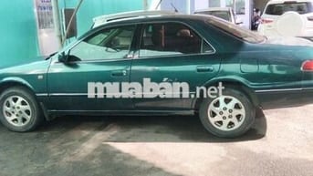 Toyota Camry Xanh 5 chỗ