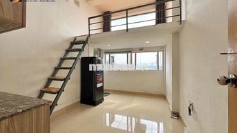 phòng giá rẻ 2 cửa sổ trời đầy đủ nội thất gần đầm sen ( chính chủ )