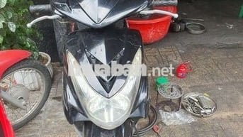 Yamaha Ultimo màu Đen