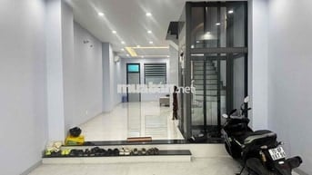 Nhà nguyên căn 5x20m 1 trệt 3 lầu Phạm Hùng nối dài