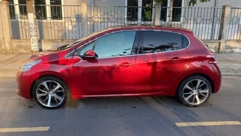 CHÍNH CHỦ BÁN PEUGEOT 208 - 76.000KM - ĐẸP NHƯ MỚI
