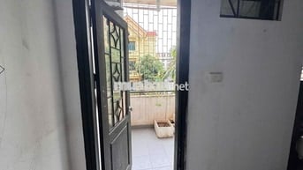 Cho Thuê Chung Cư 5 tầng Cầu Bươu