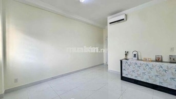 Cho Thuê Phòng Giá Rẻ Sẵn Máy Lạnh Gần Luỹ Bán Bích - Đầm Sen Quận 11