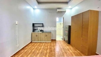 STUDIO FULL NỘI THẤT - THANG MÁY - HẦM XE - GẦN SÂN BAY TSN