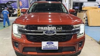 Everest  Ambient Xe Chuẩn Kĩ Đẹp Bán Tại Hãng Ford