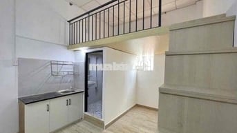 CHO THUÊ PHÒNG CÓ GÁC MỚI XÂY SẴN NỘI THẤT CƠ BẢN NGAY NGÃ TƯ BỐN XÃ