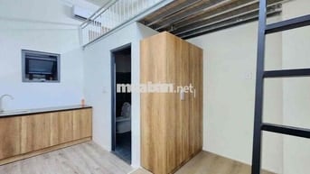 Cho Thuê Phòng Gác Giá Rẻ - Nhà Thang Máy Ngay Đầu Âu Cơ Luỹ Bán Bích