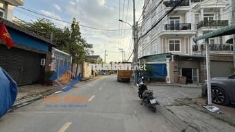 BÁN ĐẤT ĐS 10 CÁCH QL13 200M , ĐƯỜNG THÔNG , XE HƠI, 65M2, 4 TỶ 150