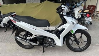 Honda Future fi 2025 Trắng đen ( hỗ trợ góp )