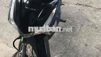 Honda Future Led Fi 125 2022 Xanh đen, BSTP 9 nút.