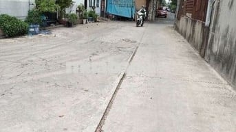 BÁN NHÀ Q12 - Ô TÔ ĐẬU CỬA - 2 TẦNG ĐẸP LUNG LINH - DT KHỦNG - GIÁ RẺ 