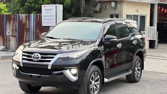 Toyota Fortuner 2017 máy xăng 2 cầu 645tr