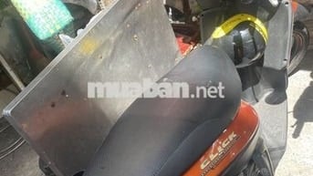 Honda Click màu Cam