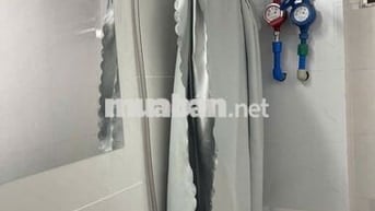 Nhà trọ mới xây, phòng lầu 1 gió rất mát , sạch sẽ