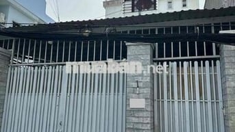 Bán gấp nhà: 6,8x22,3 lầu mặt tiền hẻm xe tải đường Nguyễn Thị Thập,Q7