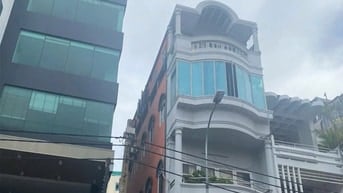 Bán cặp nhà mặt tiền Nguyễn Hữu Cầu, Quận 1, 8x18m, 3 tầng, giá 65 tỷ