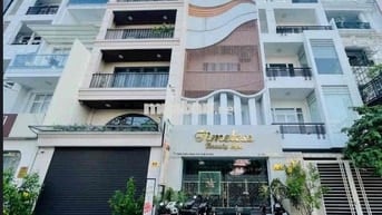 khu sầm uất Q10 kết cấu đẹp nhà giá tốt