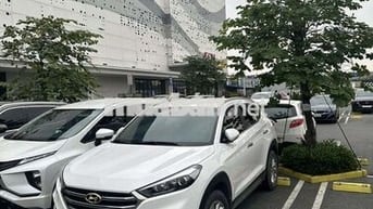 Hyundai Tucson 2.0 tiêu chuẩn 2018 Trắng 110000 km