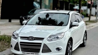 Ford Focus 2.0S 2014 Số tự động Trắng