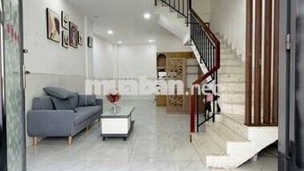 CẦN BÁN CĂN NHÀ MỚI XÂY, NỘI THẤT CƠ BẢN 