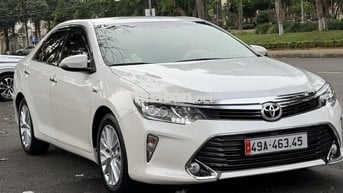 Toyota Camry 2.0 E 2018 Trắng 67000km