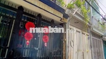 Nhà 2 Lầu - DT 4x10m - Phạm Văn Bạch, Q. Tân Bình - Giá 3.5 tỷ