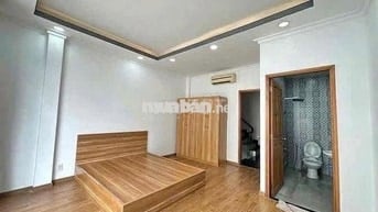 CHO THUÊ NHÀ 3 LẦU  CÓ NÔI THẤT CƠ BẢN QUẬN 7
