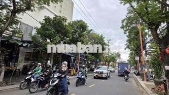 🌹Cần cho thuê mặt bằng cộng thêm một villa ba phòng ngủ full nội thất🌹