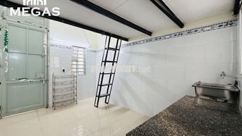 PHÒNG TRỌ GIÁ TỐT HOÀNG HOA THÁM_GÁC CAO 2M_THANG MÁY_NGAY KHU K300