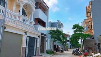 Nhà Ngang 8m2 cực kì hiếm ngay trung tâm ủy ban Nhà bè.