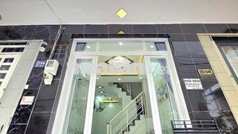 🎋🎋 Bán nhà đẹp 2 lầu gần đường chính 🎋🎋