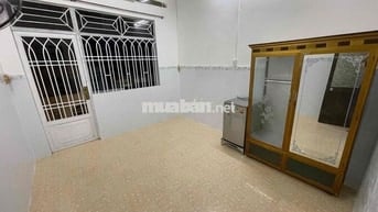 CHO THUÊ PHÒNG TRỌ 18m2 - THOÁNG MÁT, TIỆN NGHI, CÓ BAN CÔNG - Q8