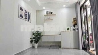 3Tầng Hưng Phú ,3Phòng Ngủ Nở Hậu5,5m Sổ Hồng Riêng