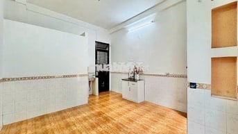 PHÒNG CÓ GÁC + BAN CÔNG TẠI KHU CÙ LAO PHÚ NHUẬN