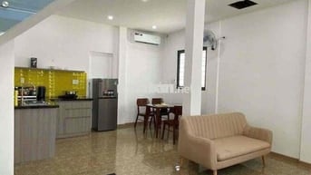 CHO THUÊ NHÀ ĐẸP GẦN BIỂN PHẠM VĂN ĐỒNG FULL NỘI THẤT