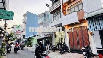 CHO THUÊ NHÀ 2 LẦU VỊ TRÍ KINH DOANH HẺM 54 HÙNG VƯƠNG