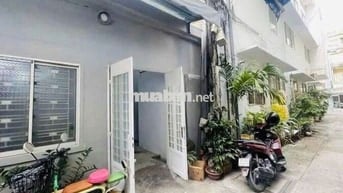 nhà trệt sát mt vị kd đẹp 4,5x8 Trần Đình Xu Q1