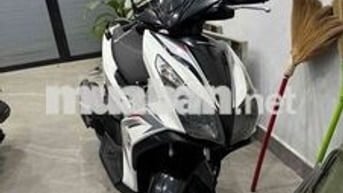 Honda Air Blade 2014 Trắng 15 km