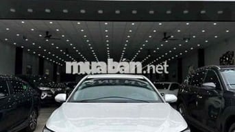 Toyota Camry 2.0G 2021 Trắng 47.000km