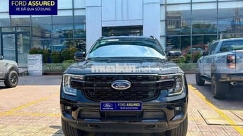 Ford Everest Sport 2023 Đen 9000km siêu đẹp, zin