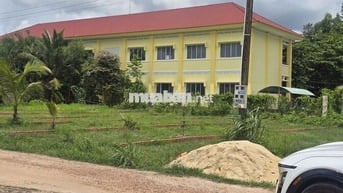 Chủ ngộp bán lô đất ngay trường tiểu học 200m2 sẵn thổ cư giá 850tr