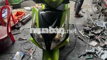 Honda Vision Xanh lá Indonesia