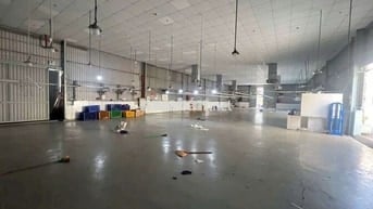 Cần Cho thuê xưởng P.Hiệp Thành .Q12 .DT 800m.giá 77 triệu  TL