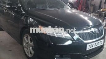 Toyota Camry Xăng màu Đen 5 chỗ