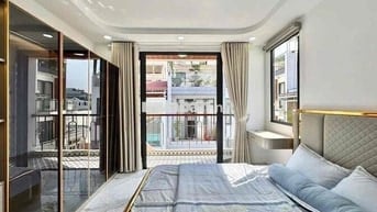 CHO THUÊ CĂN HỘ BAN CÔNG MỚI TOANH 100% Ở HAI BÀ TRƯNG QUẬN 1 GIÁ RẺ