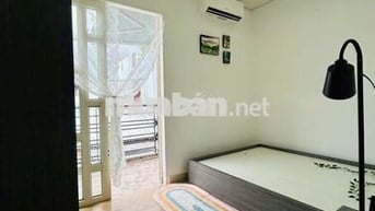 Cho thuê 2PN ban công mới tinh full nội thất gần HUFLIT Ba Gia