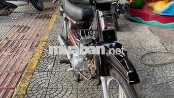 Honda Dream II Đen